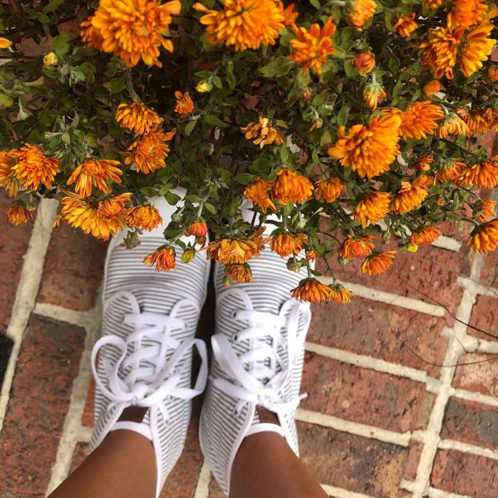 Nautical Bangs Sz 9 Sneakers